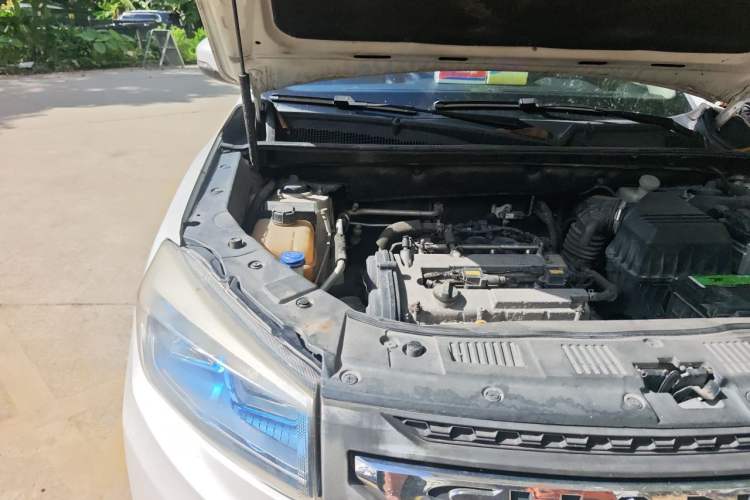 Used CHANGAN CS75 2016 2.0L Manual Luxury Version China V Standard Engine Bay Right
