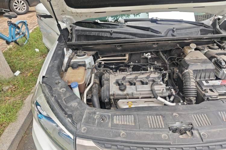Used CHANGAN CS75 2016 1.8T Automatic Elite Model China V Standard Engine Bay Right