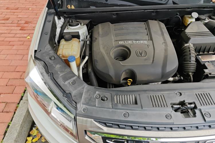 Used CHANGAN CS75 2016 1.8T Automatic Elite Model China V Standard Engine Bay Right