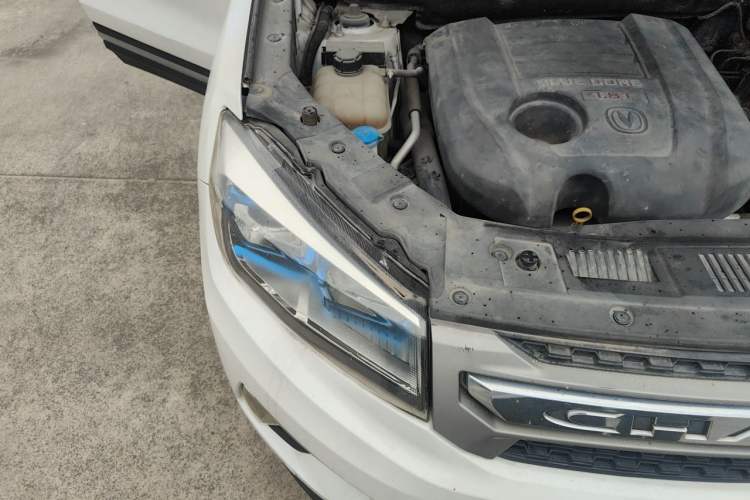 Used CHANGAN CS75 2016 1.8T Automatic Elite Model China V Standard Engine Bay Right
