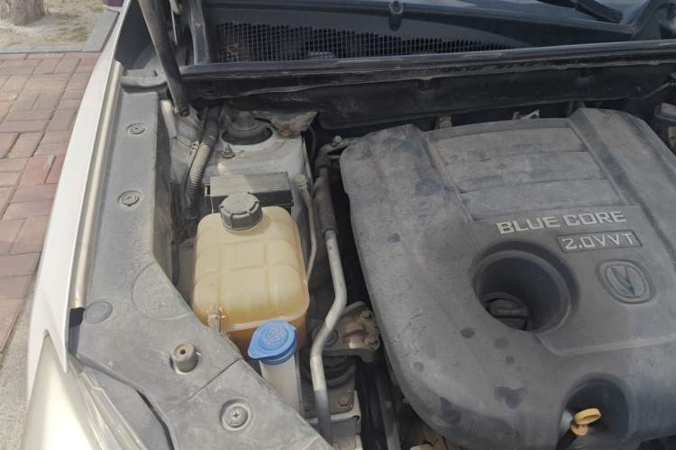Used CHANGAN CS75 2016 2.0L Manual Luxury Version China V Standard Engine Bay Right