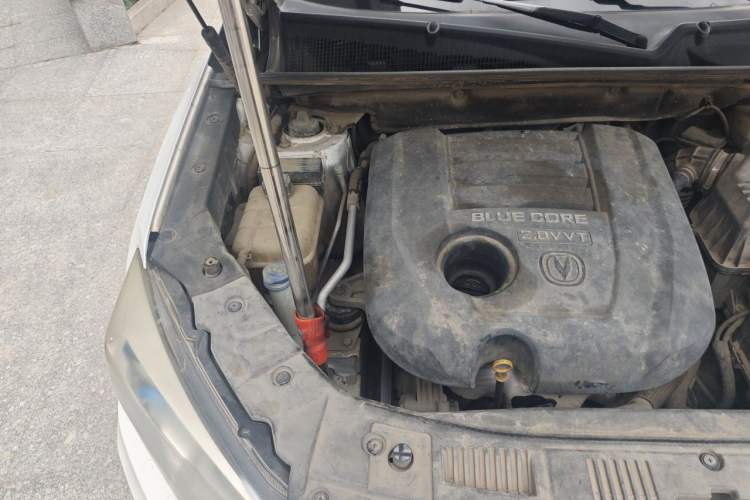 Used CHANGAN CS75 2016 2.0L Manual Luxury Version China V Standard Engine Bay Right