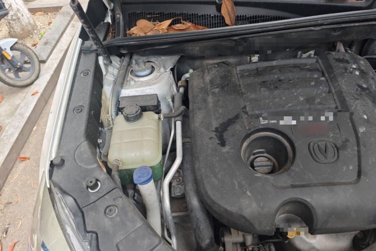 Used CHANGAN CS75 2016 1.8T Automatic Elite Model China V Standard Engine Bay Right