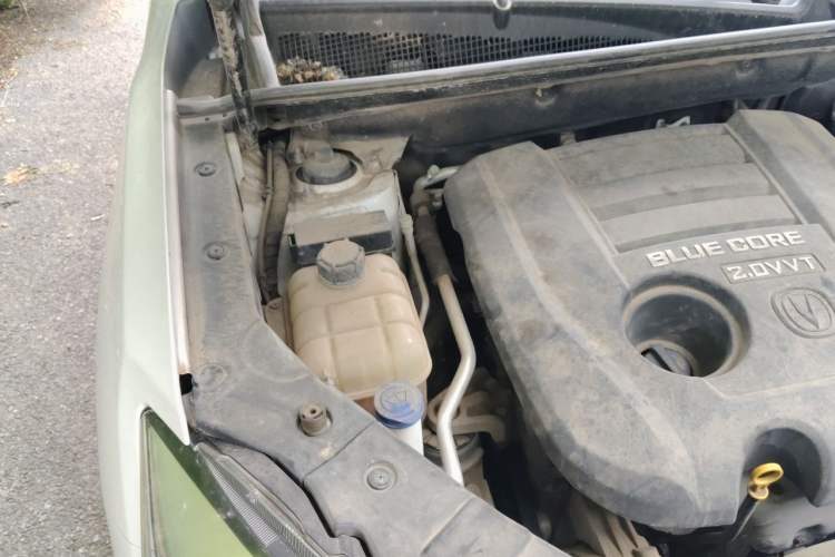 Used CHANGAN CS75 2016 2.0L Manual Luxury Version China V Standard Engine Bay Right