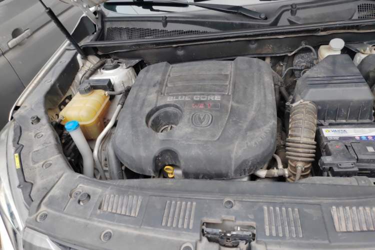 Used CHANGAN CS75 2016 1.8T Automatic Prestige Model China V Standard Engine Bay Right