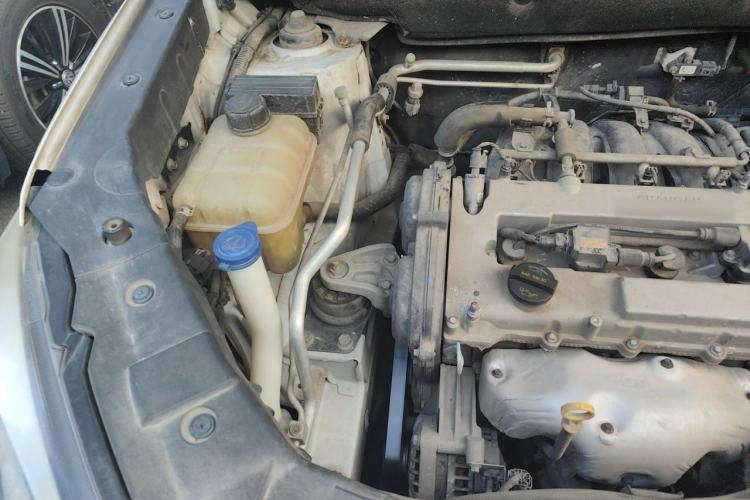 Used CHANGAN CS75 2016 2.0L Manual Luxury Version China V Standard Engine Bay Right