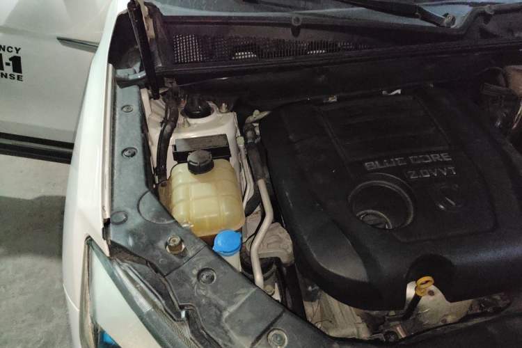Used CHANGAN CS75 2016 2.0L Manual Luxury Version China V Standard Engine Bay Right