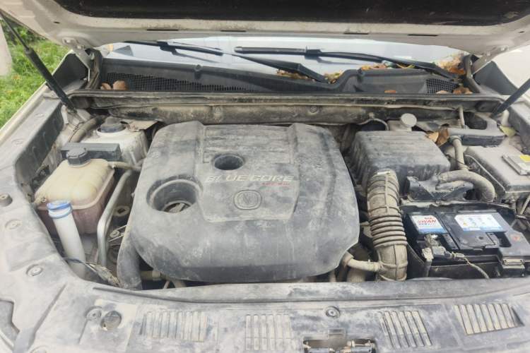 Used CHANGAN CS75 2016 1.5T Manual FENGSHANG Model Engine Bay
