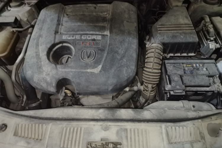 Used CHANGAN CS75 2016 1.8T Automatic Elite Model China V Standard Engine Bay