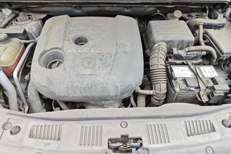 Used CHANGAN CS75 2016 1.5T Manual FENGSHANG Model Engine Bay