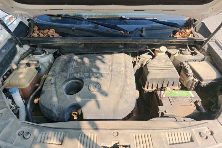 Used CHANGAN CS75 2016 2.0L Manual Luxury Version China V Standard Engine Bay