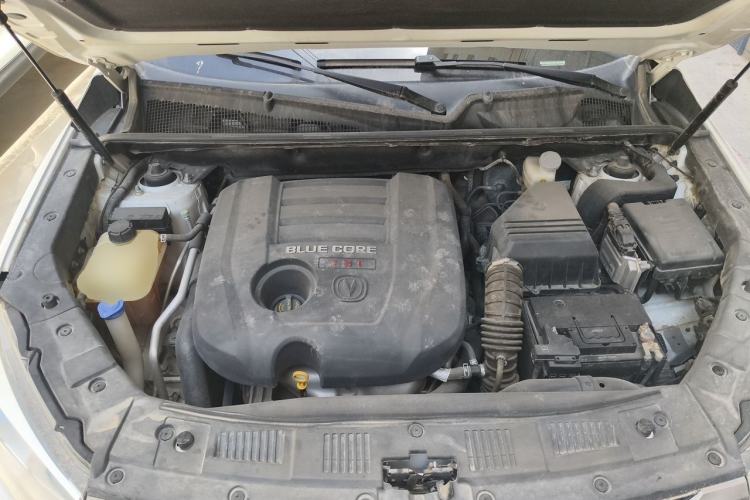 Used CHANGAN CS75 2016 1.8T Automatic Elite Model China IV Standard Engine Bay