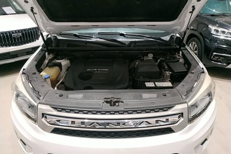 Used CHANGAN CS75 2016 2.0L Manual Leading Version China IV Standard Engine Bay