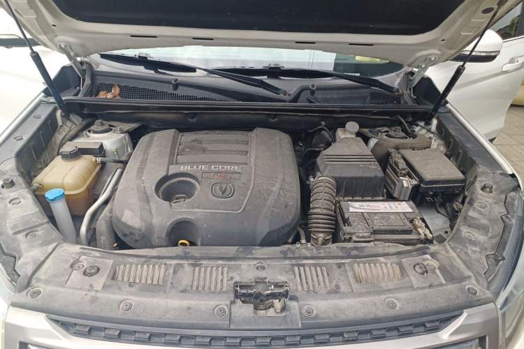 Used CHANGAN CS75 2016 1.8T Automatic Elite Model China V Standard Engine Bay