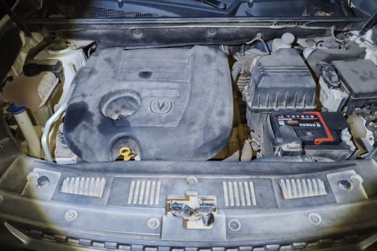 Used CHANGAN CS75 2016 2.0L Manual Luxury Version China V Standard Engine Bay