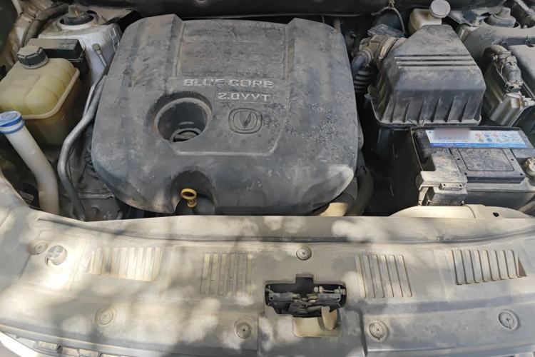 Used CHANGAN CS75 2016 2.0L Manual Luxury Version China IV Standard Engine Bay