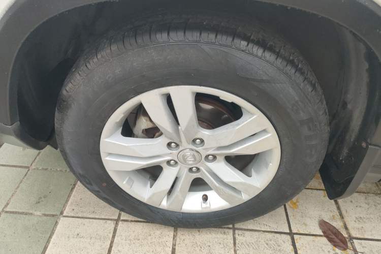Used CHANGAN CS75 2016 1.8T Automatic Elite Model China V Standard Exterior 4