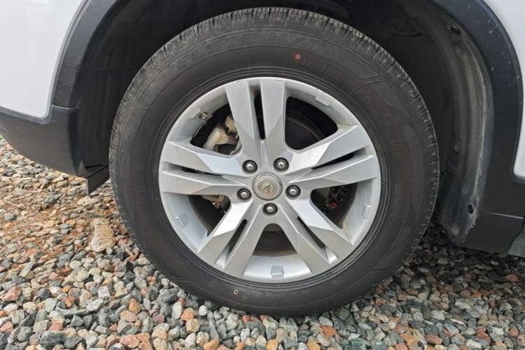 Used CHANGAN CS75 2016 1.8T Automatic Elite Model China IV Standard Exterior 4
