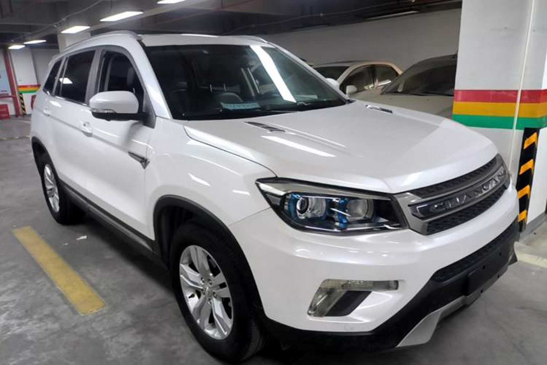 Used CHANGAN CS75 2016 1.8T Automatic Elite Model China V Standard Front Right 45 Deg