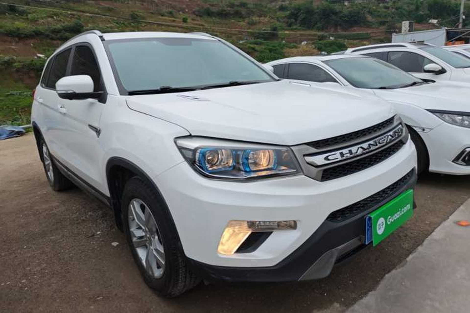 Used CHANGAN CS75 2016 1.8T Automatic Elite Model China V Standard Front Right 45 Deg