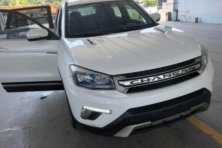 Used CHANGAN CS75 2016 1.5T Manual FENGSHANG Model Front Right 45 Deg