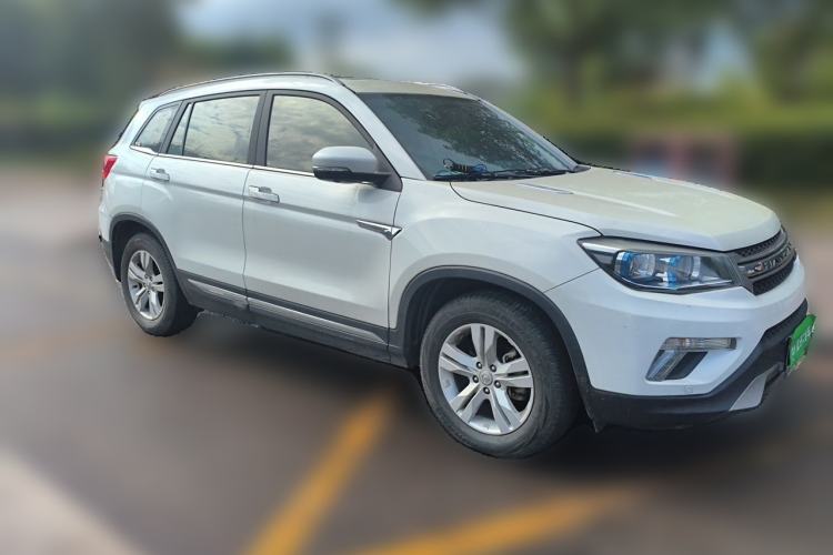 Used CHANGAN CS75 2016 1.8T Automatic Elite Model China V Standard Front Right 45 Deg