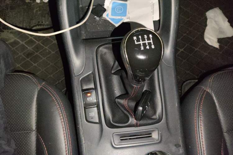 Used CHANGAN CS75 2016 1.5T Manual FENGSHANG Model Gear Lever