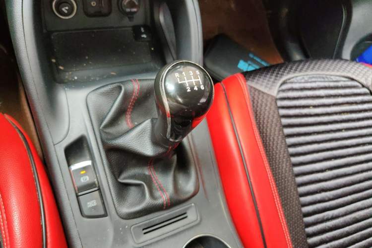 Used CHANGAN CS75 2016 1.5T Manual FENGSHANG Model Gear Lever