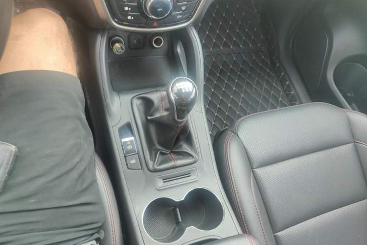 Used CHANGAN CS75 2016 1.5T Manual FENGSHANG Model Gear Lever