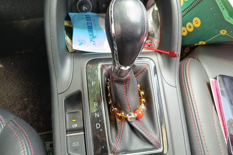Used CHANGAN CS75 2016 1.8T Automatic Elite Model China V Standard Gear Lever
