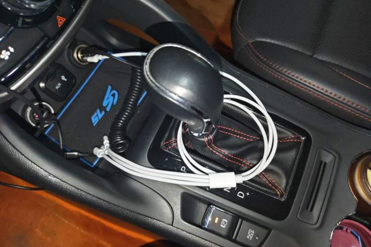 Used CHANGAN CS75 2016 1.8T Automatic Elite Model China V Standard Gear Lever