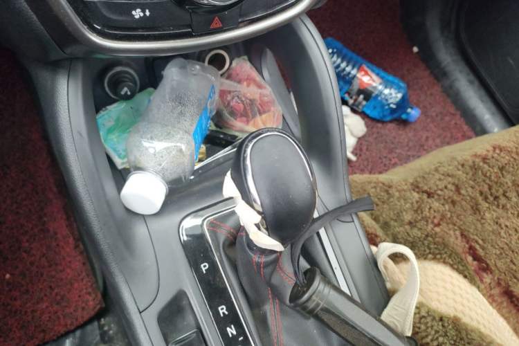 Used CHANGAN CS75 2016 1.8T Automatic Elite Model China V Standard Gear Lever