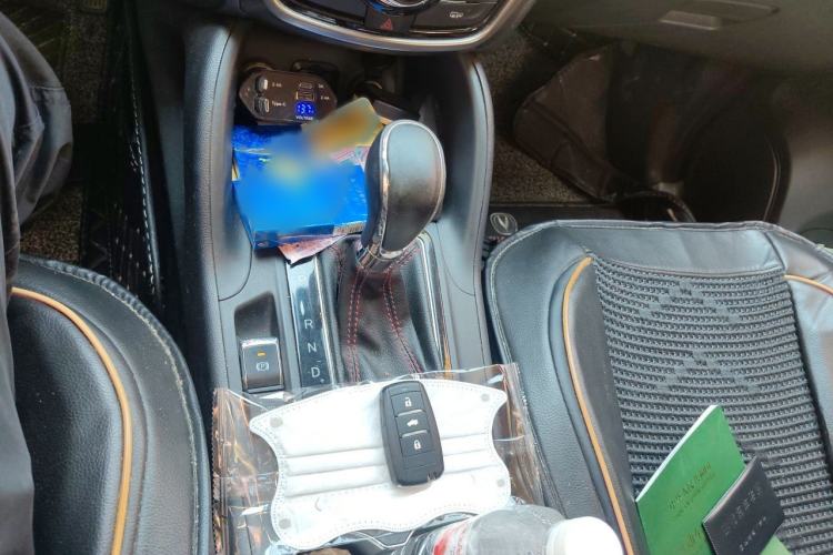 Used CHANGAN CS75 2016 1.8T Automatic Elite Model China V Standard Gear Lever