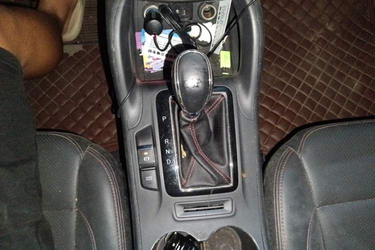 Used CHANGAN CS75 2016 1.8T Automatic Elite Model China V Standard Gear Lever