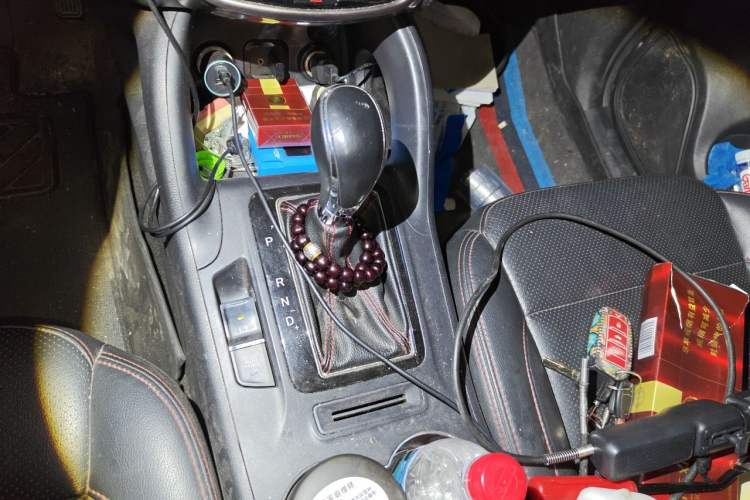 Used CHANGAN CS75 2016 1.8T Automatic Elite Model China V Standard Gear Lever