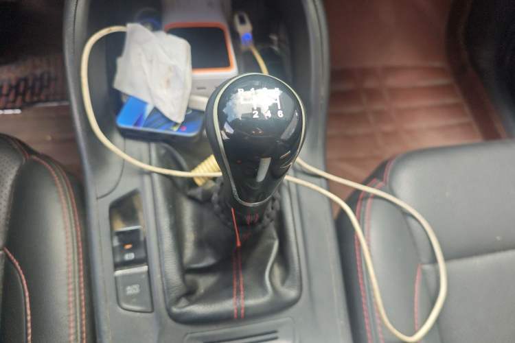 Used CHANGAN CS75 2016 2.0L Manual Luxury Version China V Standard Gear Lever