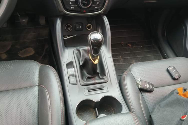 Used CHANGAN CS75 2016 1.5T Manual FENGSHANG Model Gear Lever