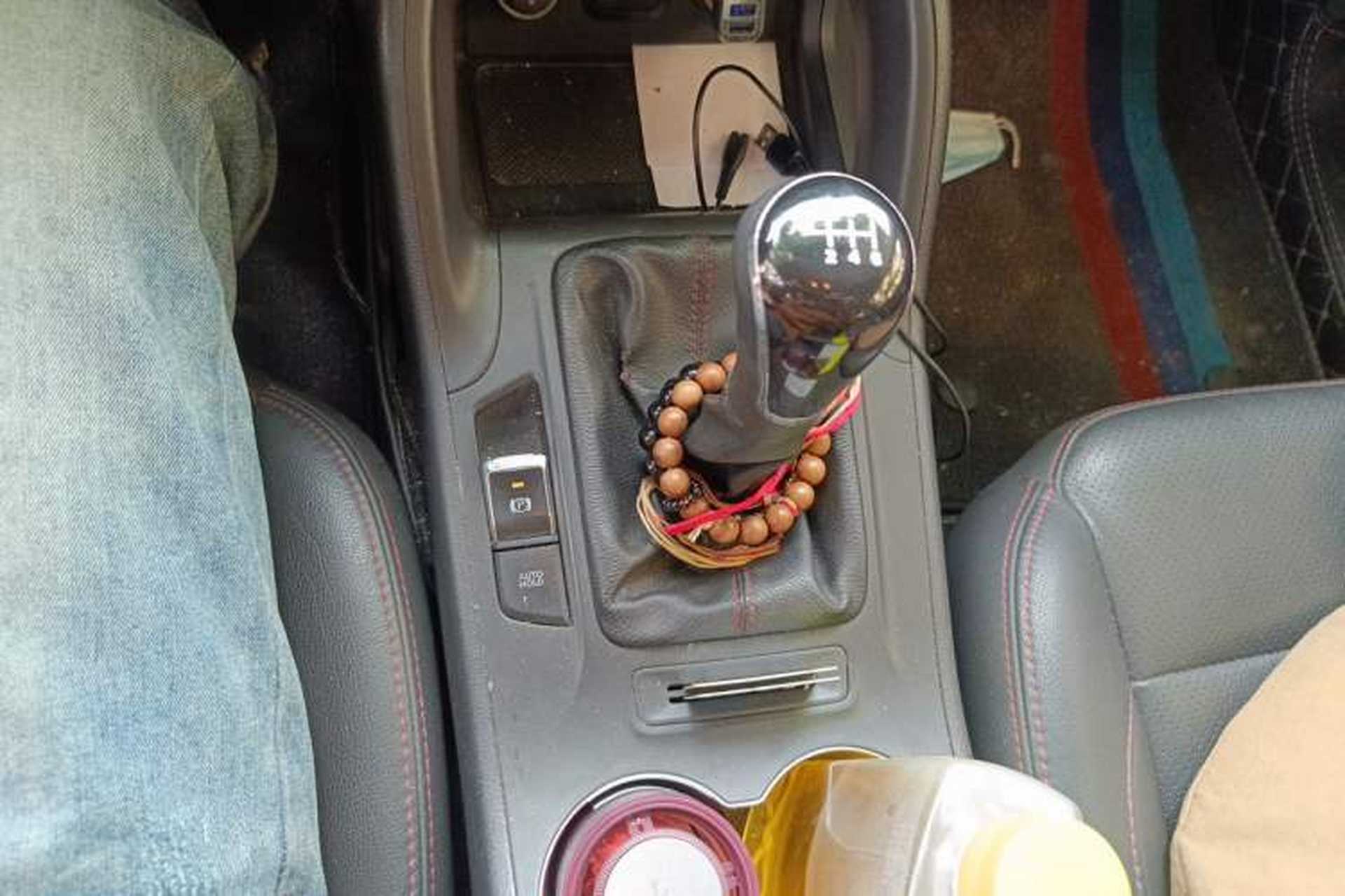 Used CHANGAN CS75 2016 2.0L Manual Luxury Version China V Standard Gear Lever