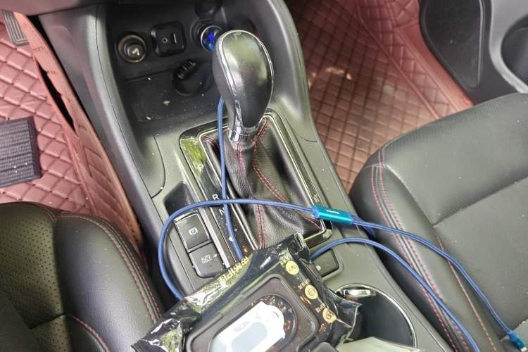 Used CHANGAN CS75 2016 1.8T Automatic Prestige Model China V Standard Gear Lever
