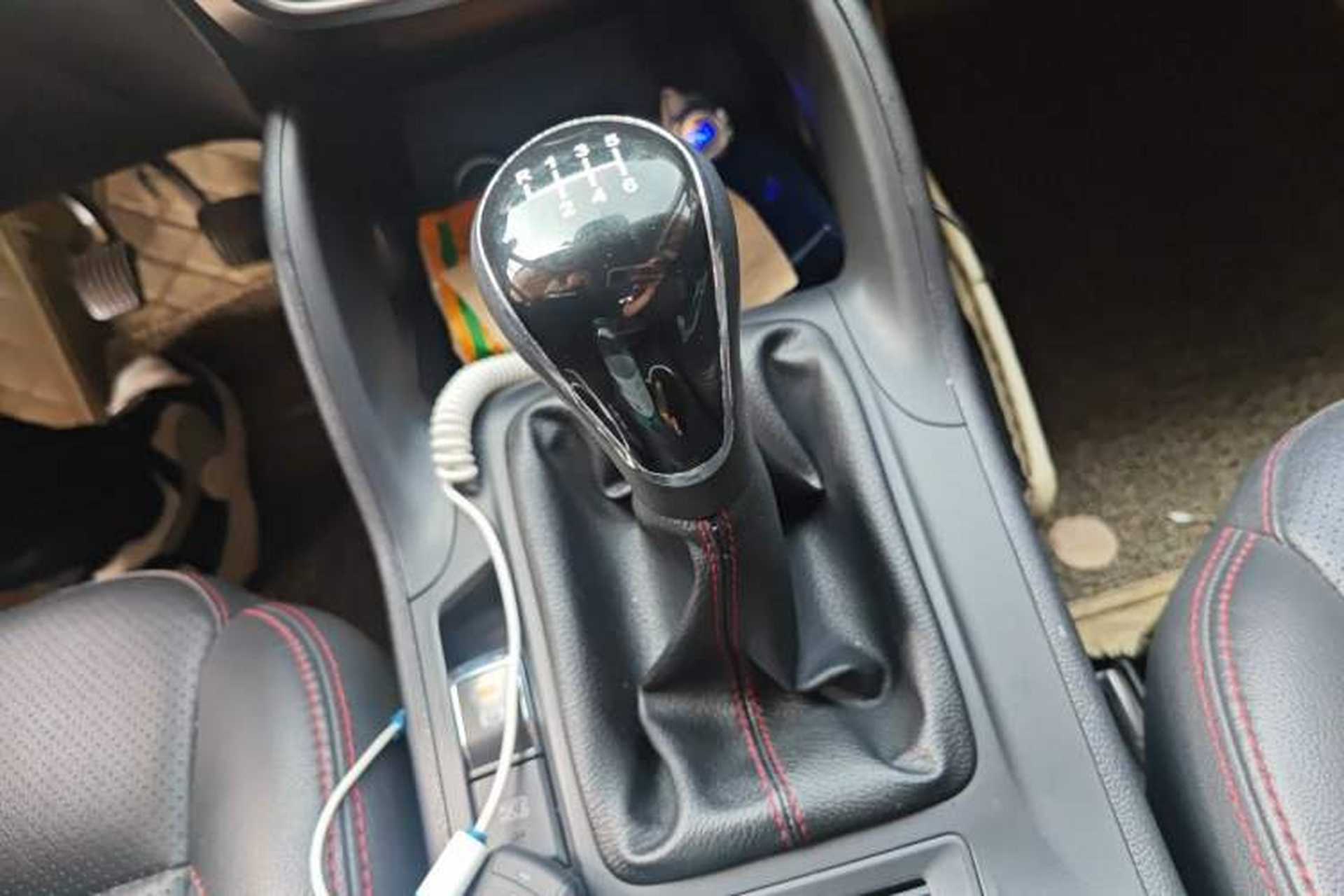 Used CHANGAN CS75 2016 1.5T Manual FENGSHANG Model Gear Lever
