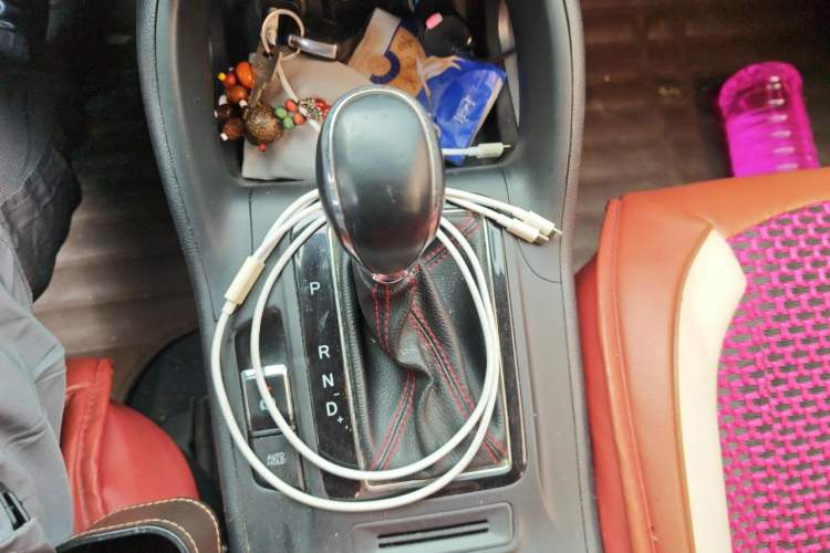Used CHANGAN CS75 2016 1.8T Automatic Elite Model China V Standard Gear Lever
