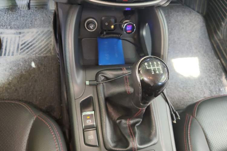 Used CHANGAN CS75 2016 1.5T Manual Excellence Model Gear Lever