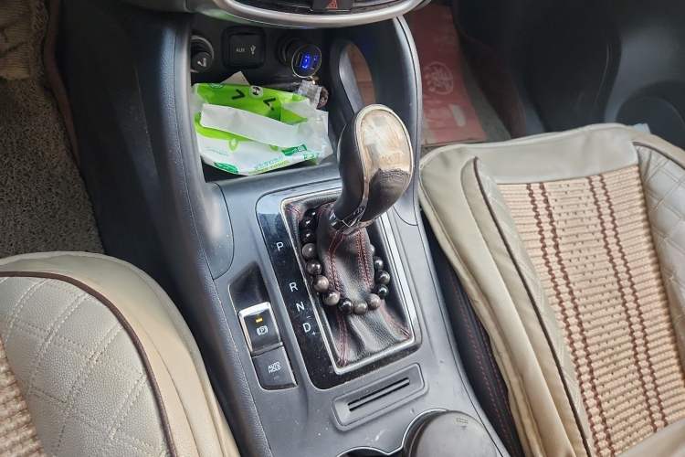 Used CHANGAN CS75 2016 1.8T Automatic Elite Model China V Standard Gear Lever