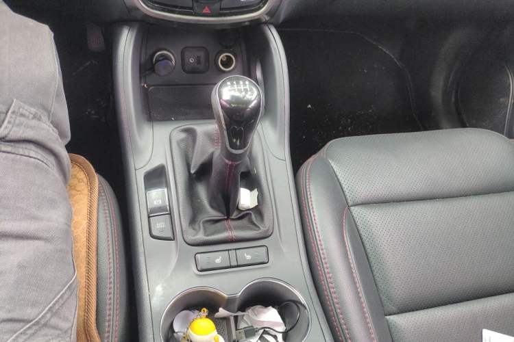 Used CHANGAN CS75 2016 1.5T Manual Excellence Model Gear Lever