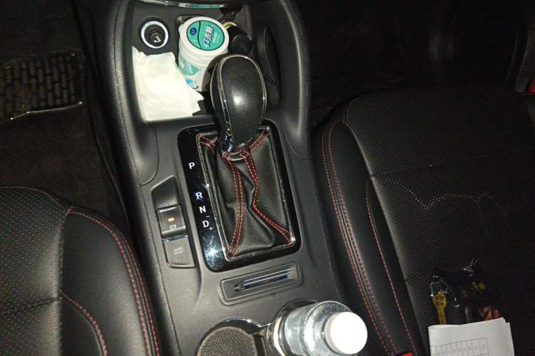 Used CHANGAN CS75 2016 1.8T Automatic Elite Model China V Standard Gear Lever