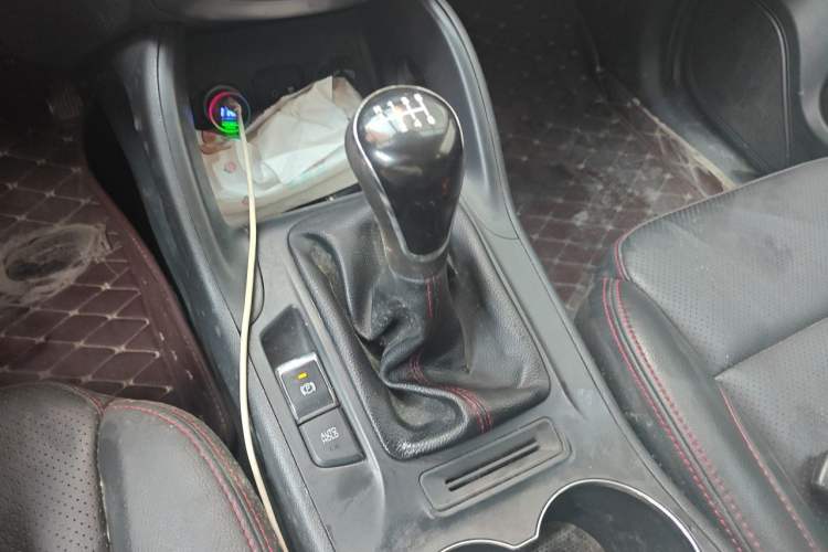 Used CHANGAN CS75 2016 1.5T Manual FENGSHANG Model Gear Lever