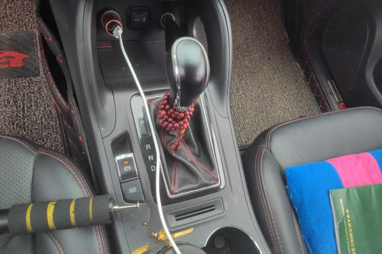 Used CHANGAN CS75 2016 1.8T Automatic Elite Model China V Standard Gear Lever