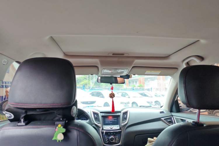 Used CHANGAN CS75 2016 1.8T Automatic Elite Model China IV Standard Headliner