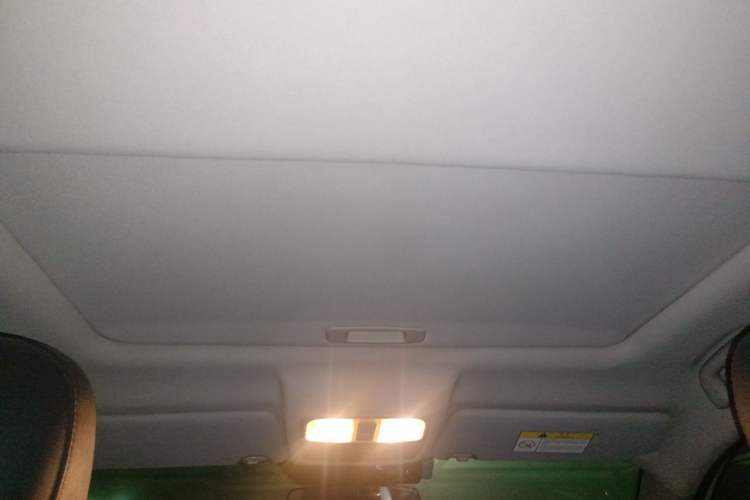Used CHANGAN CS75 2016 2.0L Manual Luxury Version China V Standard Headliner
