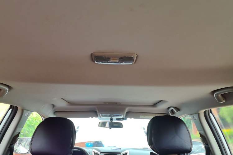Used CHANGAN CS75 2016 1.8T Automatic Elite Model China V Standard Headliner
